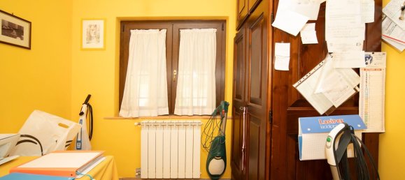 Вилла с 6 комнатами в Морлупо, Италия № 140407 2