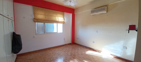 3 bedrooms Apartment in Limassol, Cyprus No. 453 23