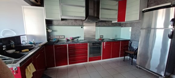 3 bedrooms Apartment in Limassol, Cyprus No. 453 8