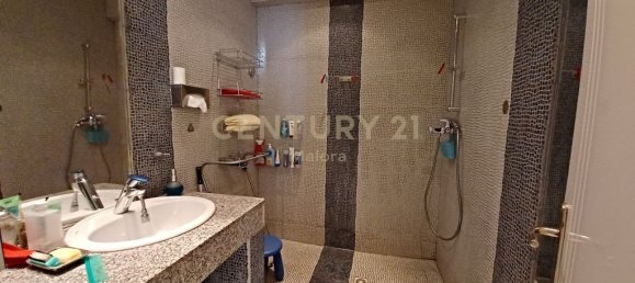 3 bedrooms Apartment in Limassol, Cyprus No. 453 11
