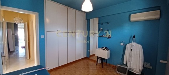 3 bedrooms Apartment in Limassol, Cyprus No. 453 3