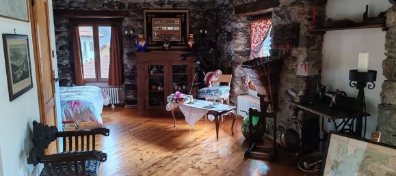 Дом с 6 спальнями в Варалло, Италия № 323366 23