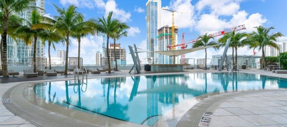 2 dormitorios propiedad comercial en alquiler en Miami, Miami-Dade, Florida, USA № 615020 13