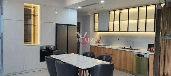 3 bedrooms Apartment in District 7, Vietnam No. 10031 2