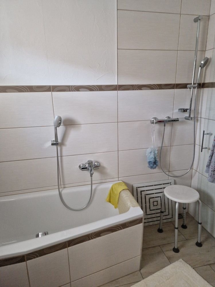 8 rooms Townhouse in Werra-Meisner, Germany No. 210873