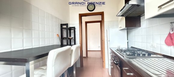3 rooms Apartment in Parma, Italy No. 20875 6