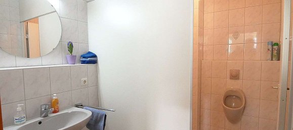 78m² Office in Roth, Germany No. 277041 8