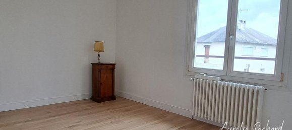 3 Schlafzimmer Haus in Blois, France, Nr. 65742 5
