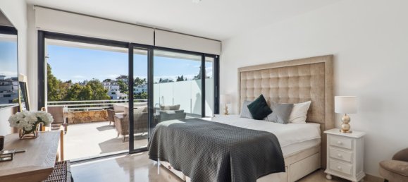 3 Schlafzimmer Stadthaus in Marbella, Spain, Nr. 143694 3