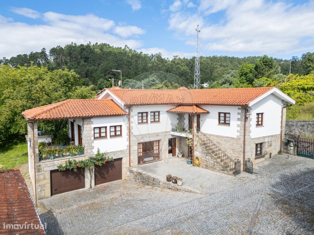 3 غرف نوم منزل في Caires, Portugal رقم 164661