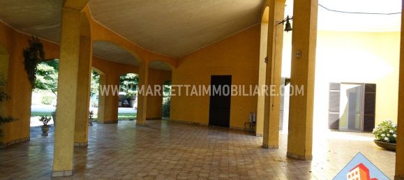 3 Schlafzimmer Villa in Monte Cremasco, Italy, Nr. 126059 19