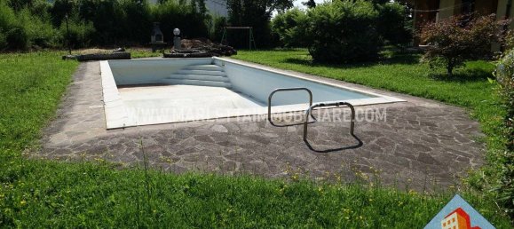 3 Schlafzimmer Villa in Monte Cremasco, Italy, Nr. 126059 15