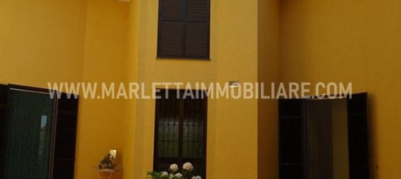3 Schlafzimmer Villa in Monte Cremasco, Italy, Nr. 126059 9