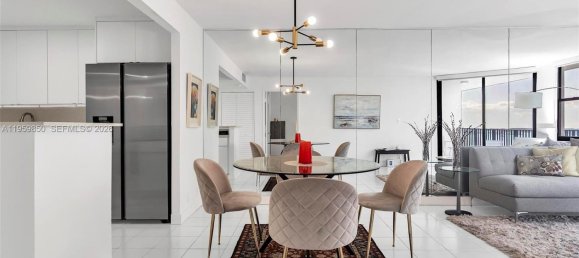 1 Schlafzimmer Gewerbliche Immobilien in Miami, USA, Nr. 614270 2