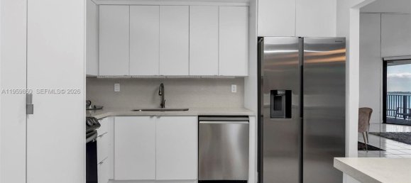 1 Schlafzimmer Gewerbliche Immobilien in Miami, USA, Nr. 614270 7