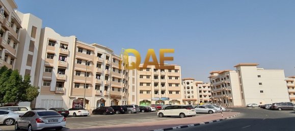 Edificio en International City, UAE 1222.6 m² No. 5777 5