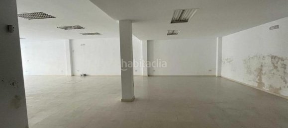 835m² Commercial property in Andalusia, Spain No. 188557 16