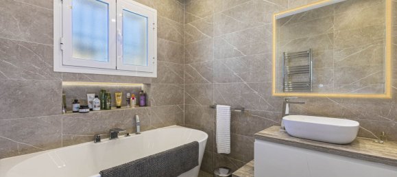 4 غرف نوم منزل في Marbella, Spain رقم 150169 16