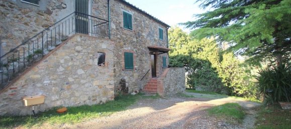 5 Schlafzimmer Haus in Pomarance, Italy, Nr. 581 2