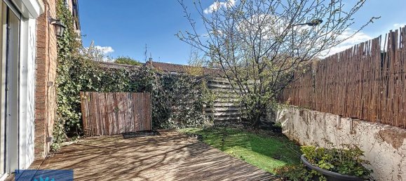 3 bedrooms House in Evry, France No. 188612 7