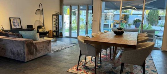 4 bedrooms House in Dali, Cyprus No. 15123 12