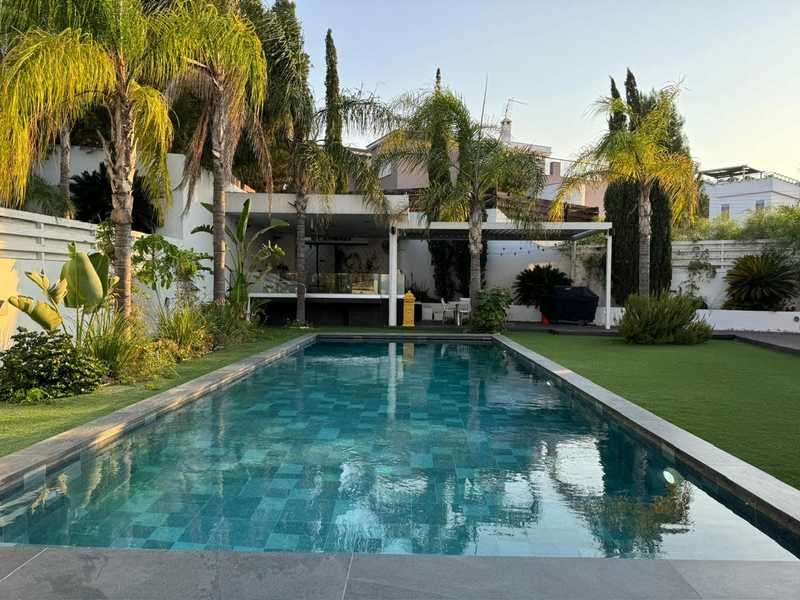 4 bedrooms House in Dali, Cyprus No. 15123