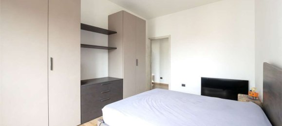 Apartamento de 2 habitaciónes en Sesto San Giovanni, Italy No. 6676 56