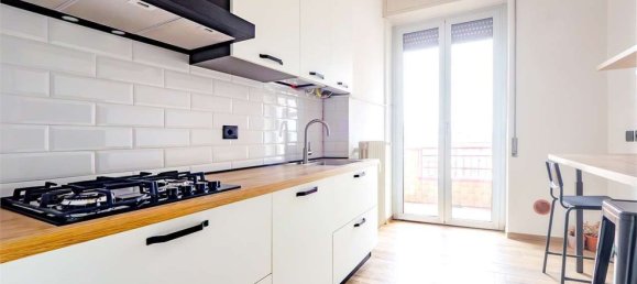 Apartamento de 2 habitaciónes en Sesto San Giovanni, Italy No. 6676 77
