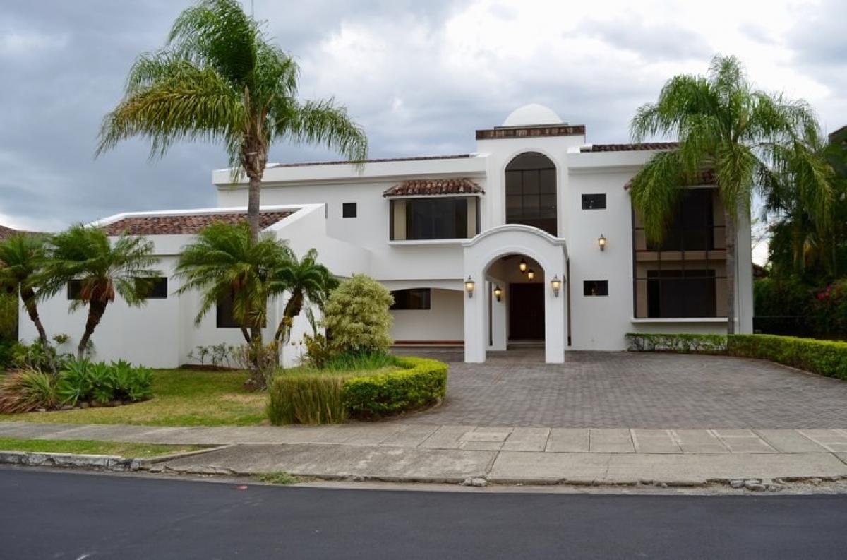 4 chambres condominium à vendre à Santa Ana, Santa Ana , San José, Costa Rica № 376
