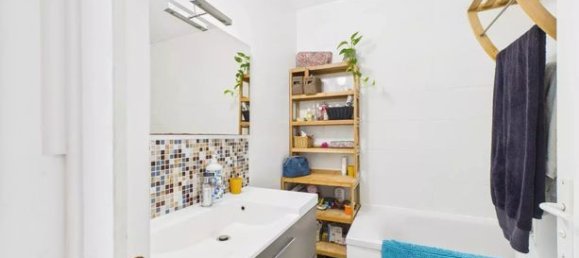 2 Schlafzimmer Wohnung in Nantes, France, Nr. 284676 8