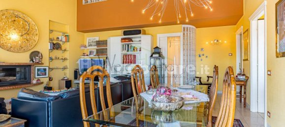 5 bedrooms Villa in Alserio, Italy No. 167697 25