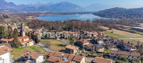 5 bedrooms Villa in Alserio, Italy No. 167697 16