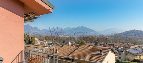 5 bedrooms Villa in Alserio, Italy No. 167697 14