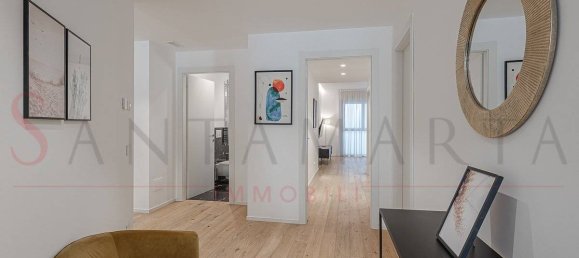 2 bedrooms Apartment in Milan, Italy No. 341985 17