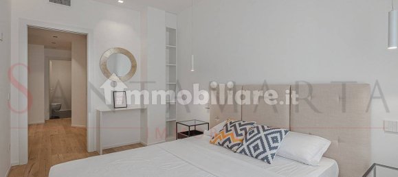 2 bedrooms Apartment in Milan, Italy No. 341985 10