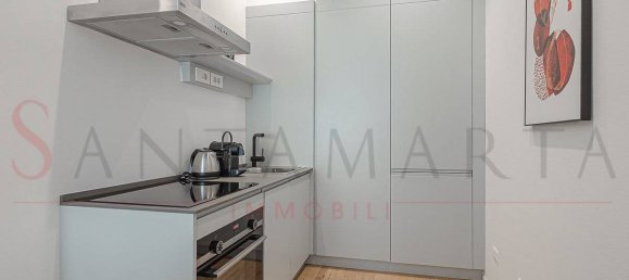 2 bedrooms Apartment in Milan, Italy No. 341985 4