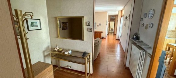 6 rooms House in Cavaglio d'Agogna, Italy No. 237890 8