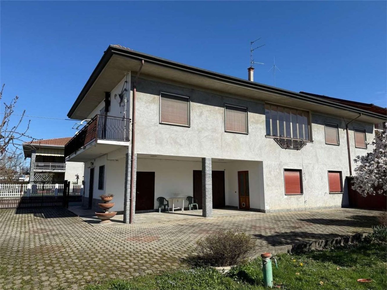 6 rooms House in Cavaglio d'Agogna, Italy No. 237890
