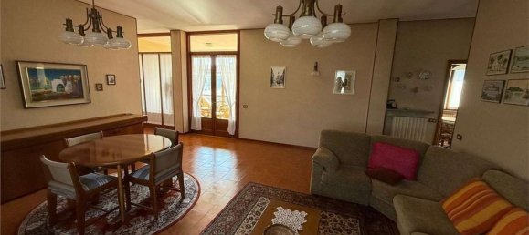 6 rooms House in Cavaglio d'Agogna, Italy No. 237890 6