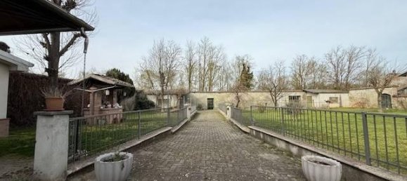 5-Zimmer Villa in Alessandria, Italy, Nr. 36635 9