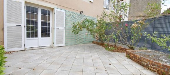 3 bedrooms House in Autun, France No. 315057 4