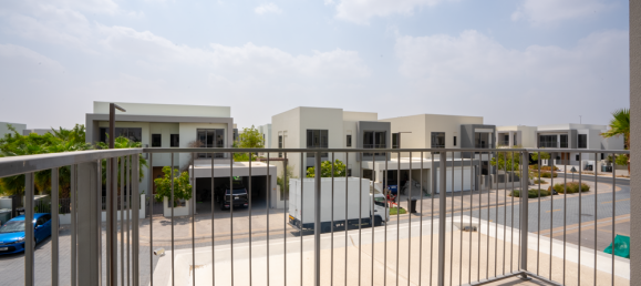 5 bedrooms Villa in Dubai, UAE No. 12185 11