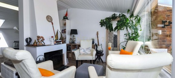 3 Schlafzimmer Doppelhaus in Cascais, Portugal, Nr. 332886 5