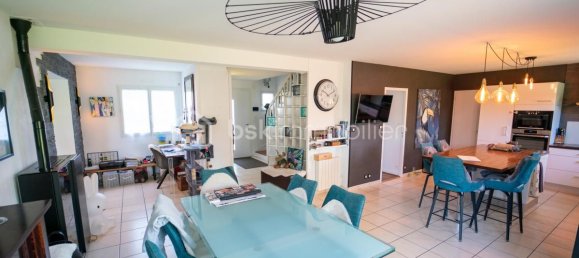 5 bedrooms House in Lesneven, France No. 203604 3