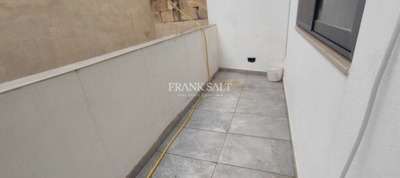 3 bedrooms House in Mosta, Malta No. 8416 6