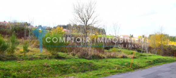 900m² Land in Coucouron, France No. 95725 6