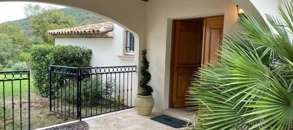 Вилла с 4 спальнями в Гримо, Франция № 911 19