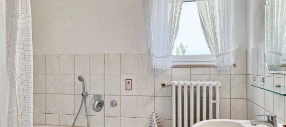 4 rooms House in Kitzingen, Germany No. 56734 8