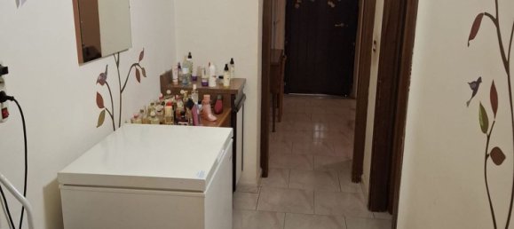 2-salle Appartement à Palermo, Italy No. 44274 4