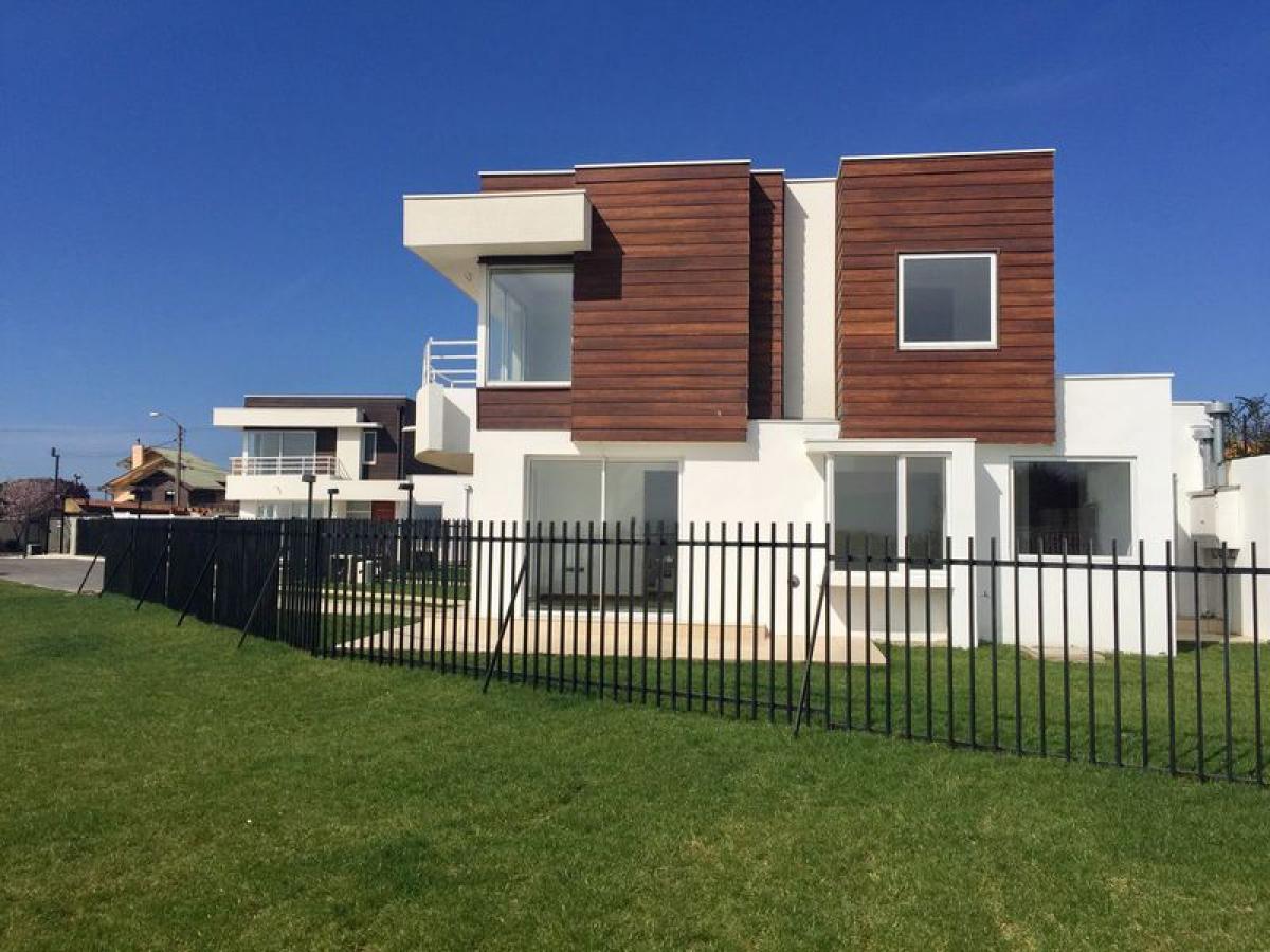 4 bedrooms House in Valparaiso, Chile No. 3418